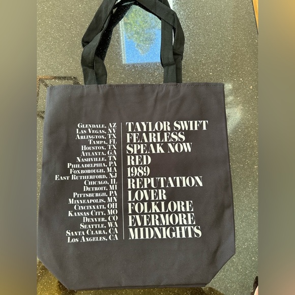 Taylor Swift Eras Tour Tote Bag AMC Premier plus poster - Picture 3 of 3